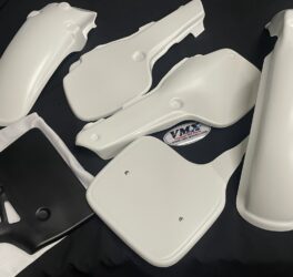 Plastic kit YZ80-1983